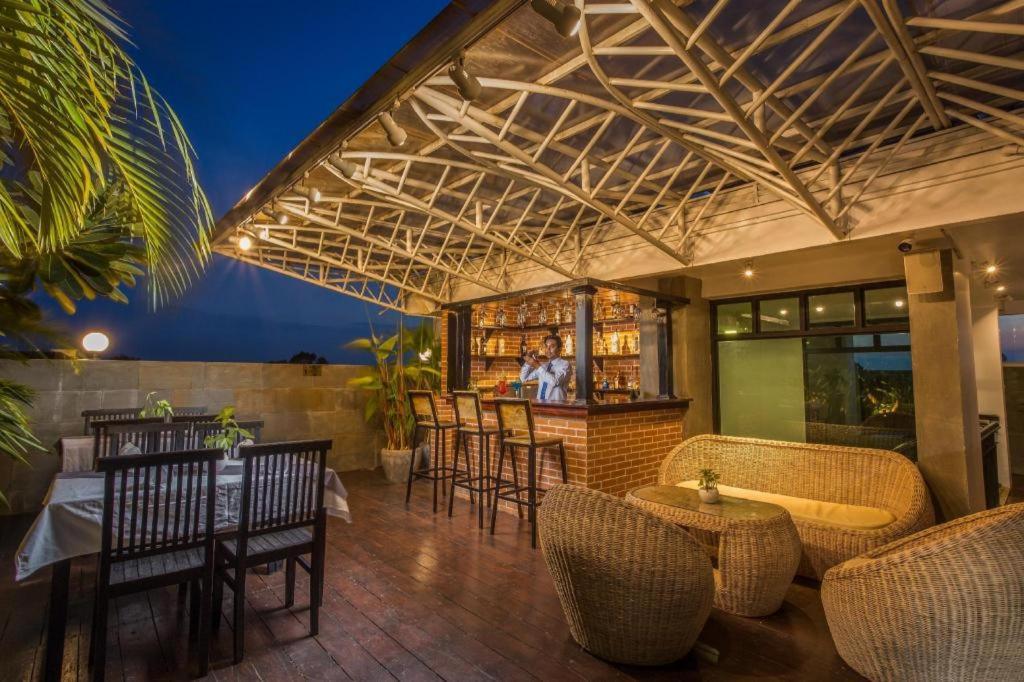 The Grand Cyclo Boutique Suite & Spa Siem Reap Exterior photo